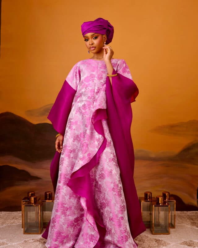 Model in mauve metallic kaftan