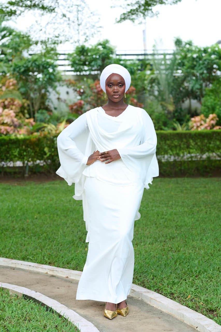 Haiti set, White, angle 6