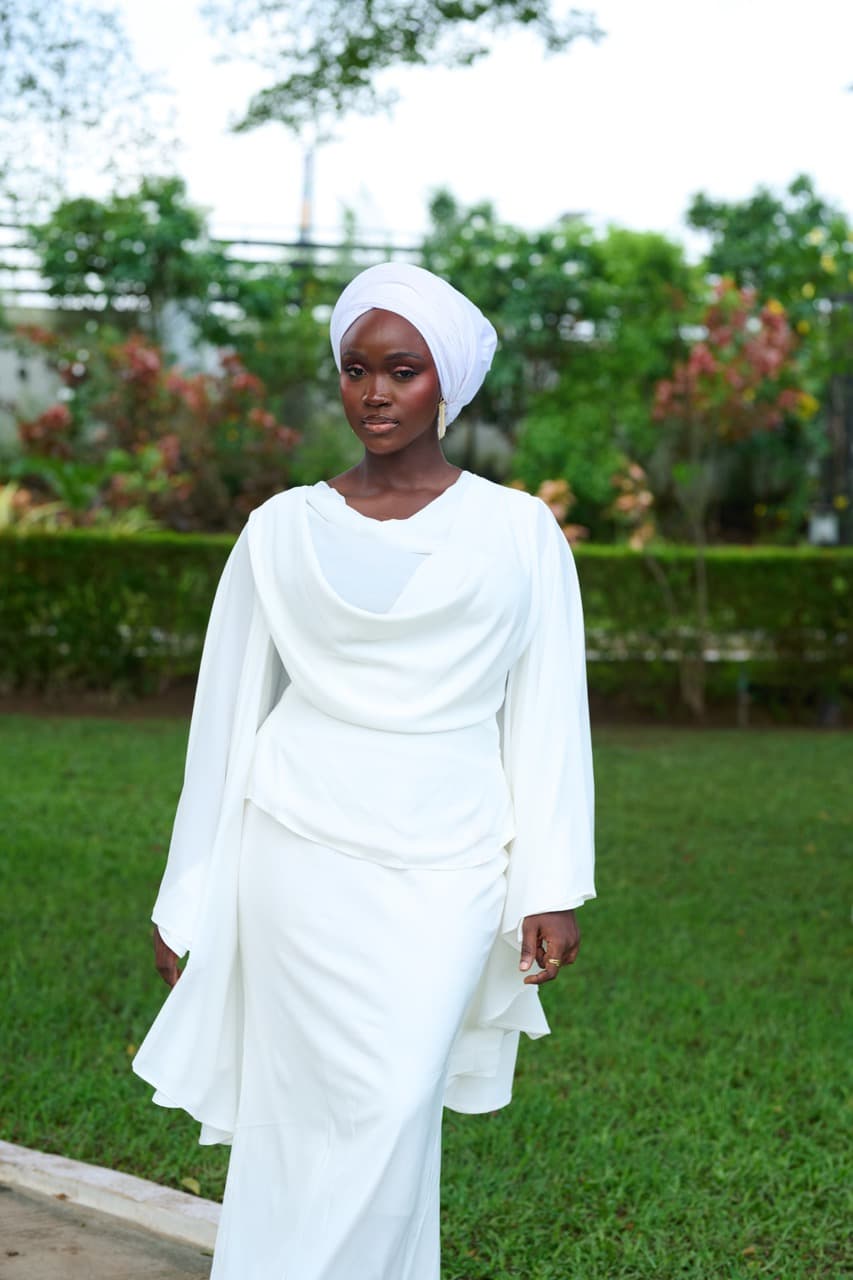 Haiti set, White, angle 4